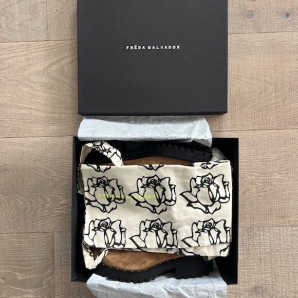 Freda Salvador Brooke Rain Resistant Boot - Picture 6 of 8